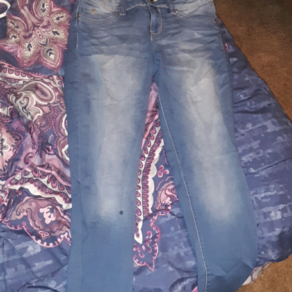 Blue washed low rise skinny Jean's